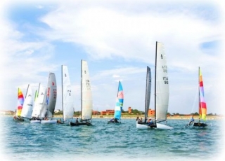  Todos los estudiantes en barco 